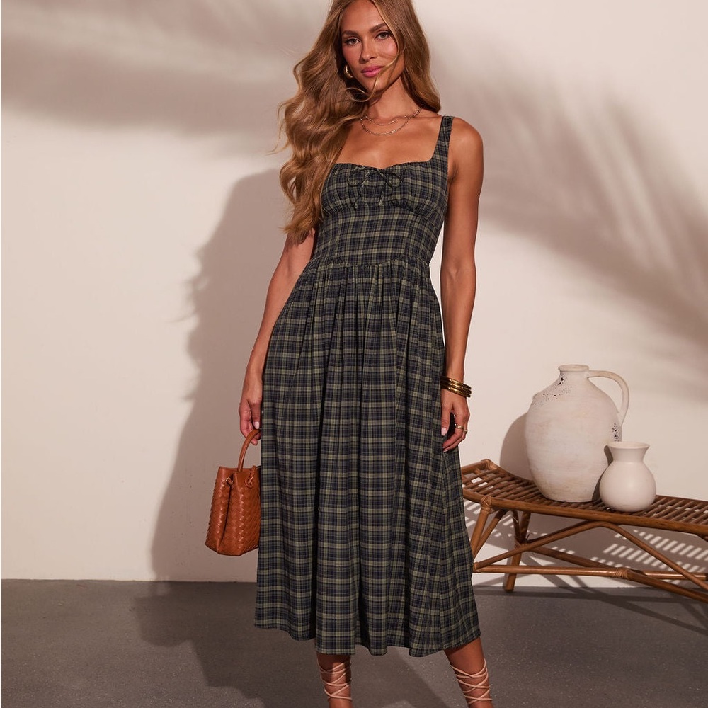 Vici Meradeth Plaid Midi Dress Size XS NWOT